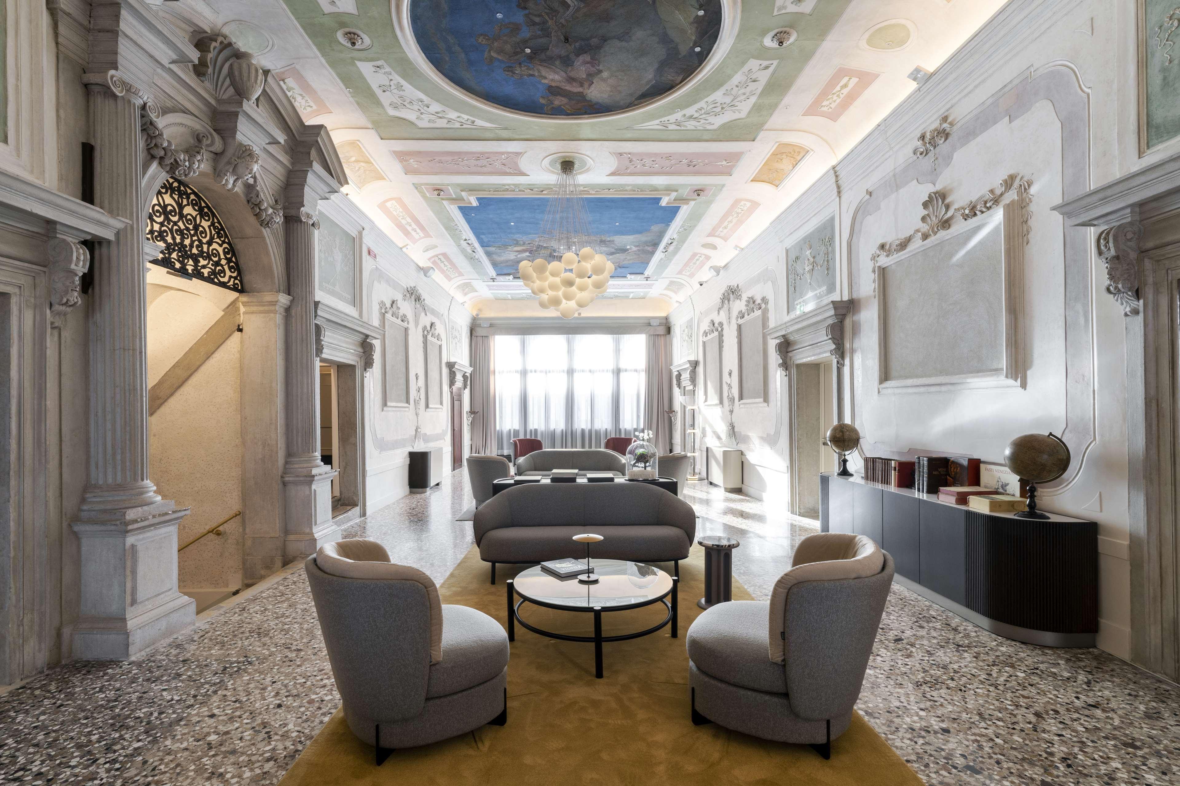 Radisson Collection Hotel, Palazzo Nani Венеция Екстериор снимка The Library
