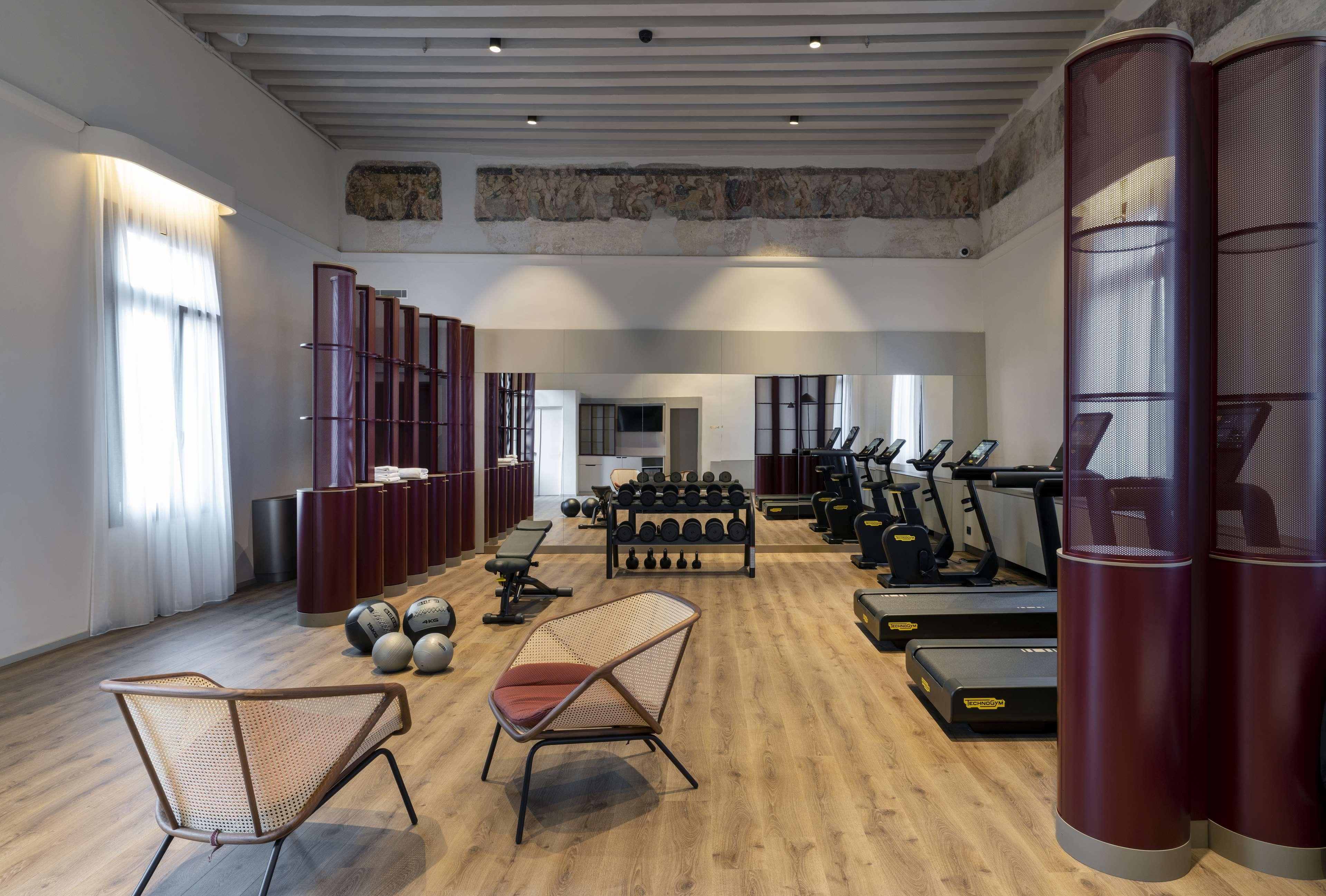 Radisson Collection Hotel, Palazzo Nani Венеция Екстериор снимка The gym at the hotel